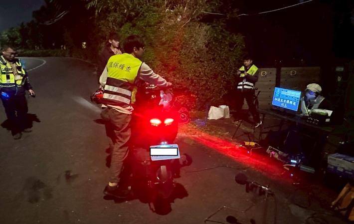 臺北市環保局聯合警察局加強取締高噪音車輛2