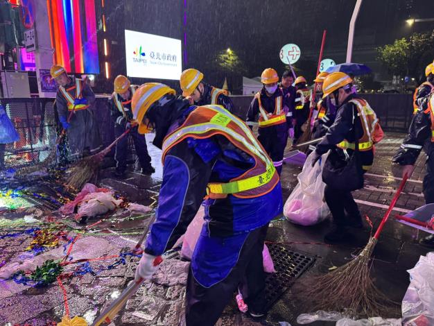 環保局動員迅速完成環境清理-2