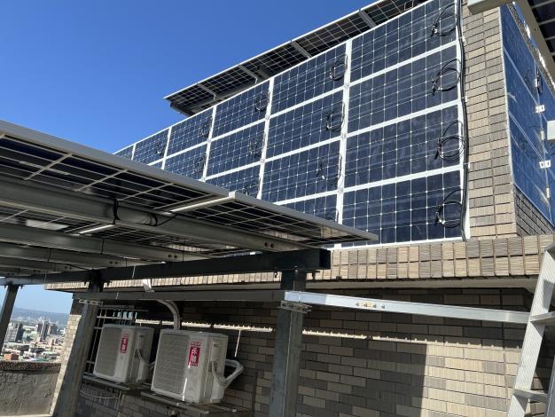 可撓輕量化太陽能光電板設置現況.JPG