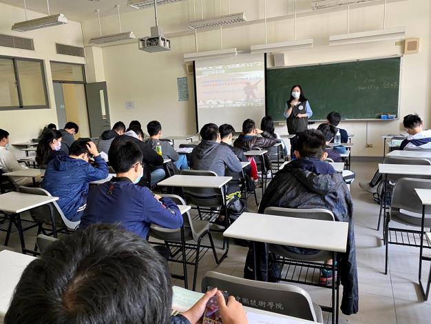 1090410中國科技大學-校園宣導照片3