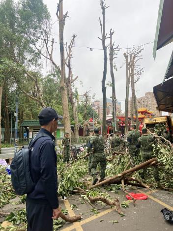 兵役局長視察現場