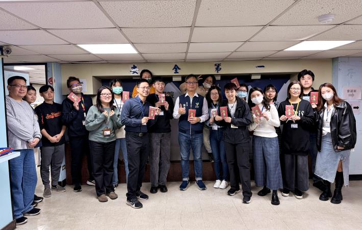 臺北市張溫德副市長赴聯合醫院昆明防治中心辭歲