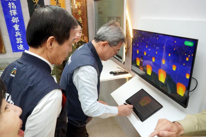 03.李副市長參觀憲兵第202指揮部隊史館_0