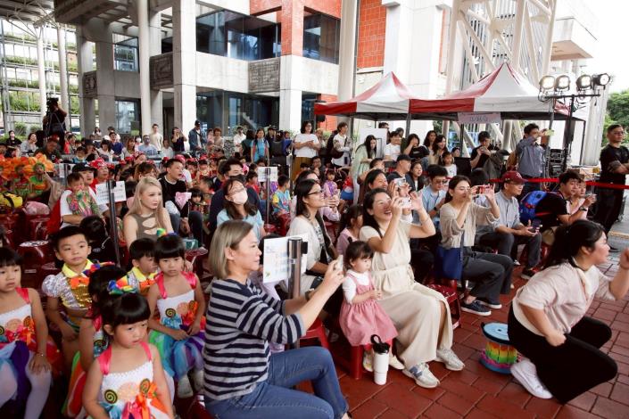 LINE_ALBUM_1141107新聞稿用照片_251107_1