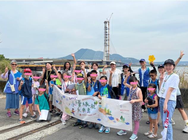 LINE_ALBUM_童新聞稿照片_251231_4_0_0