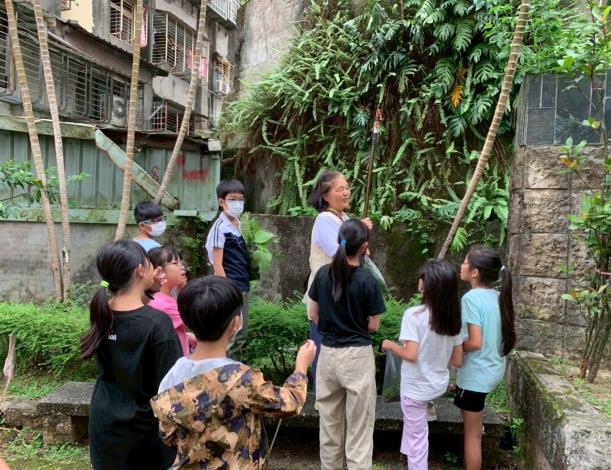 LINE_ALBUM_童新聞稿照片_251231_1_0_0