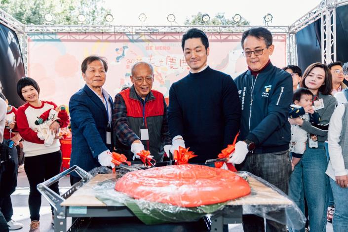 圖五：切新丁粄替新丁新枝祈福