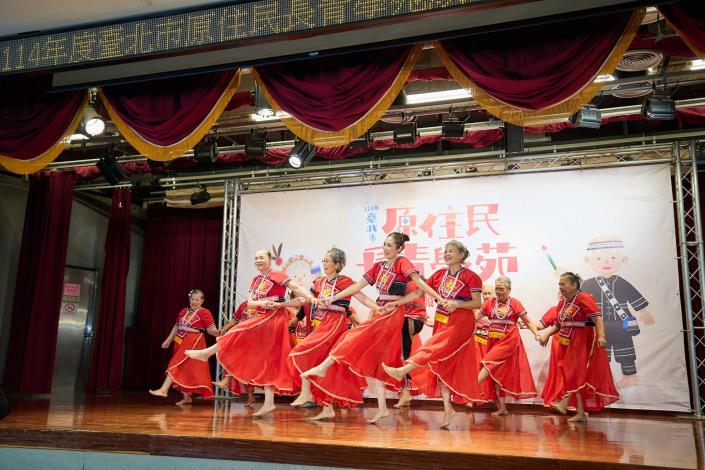 成果展節目表演