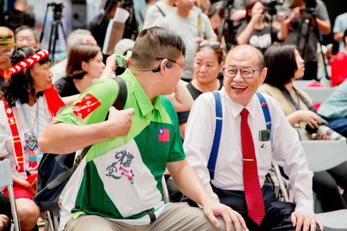 民眾側寫