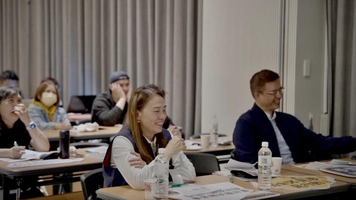 參加者專心聆聽