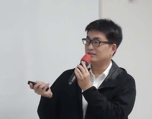 照片2_方偉德科長經驗分享