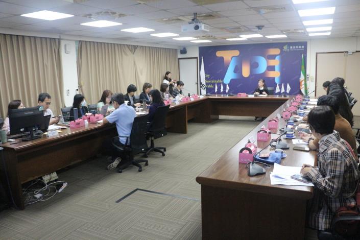 04交流會現場討論熱絡_0