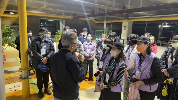 04-內湖污水處理廠陳長佑廠長親自解說污水處理程序