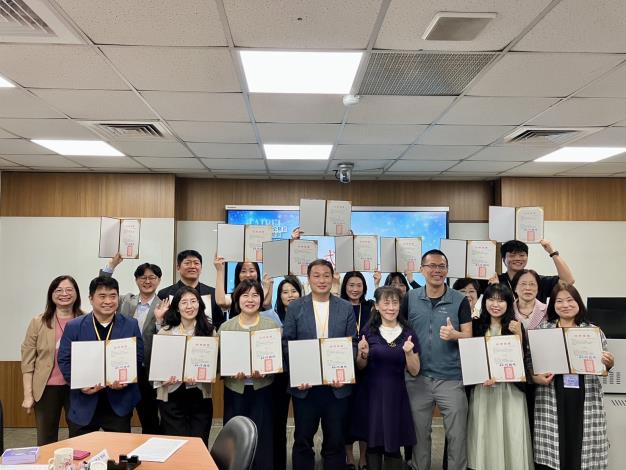 04.結訓後學員合照_0
