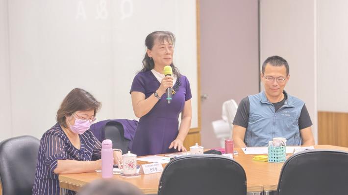01.何雅娟處長主持結業典禮_0