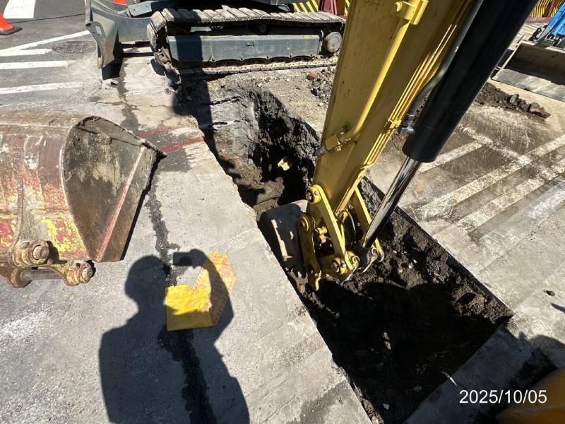 Y28站導溝位置管線試挖