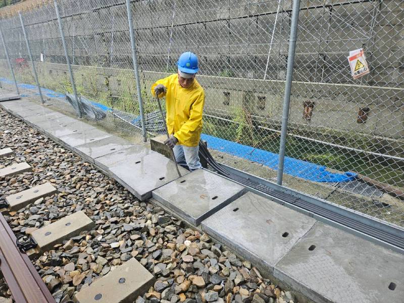 CQ871 TK901電纜溝槽蓋板施作