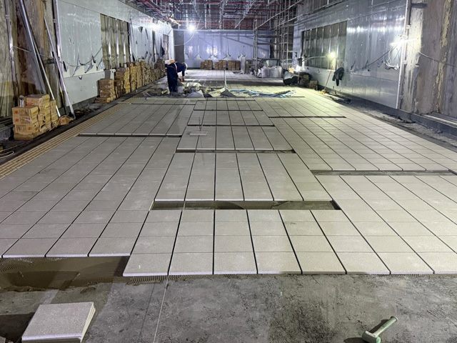 R03月台層天花板骨架