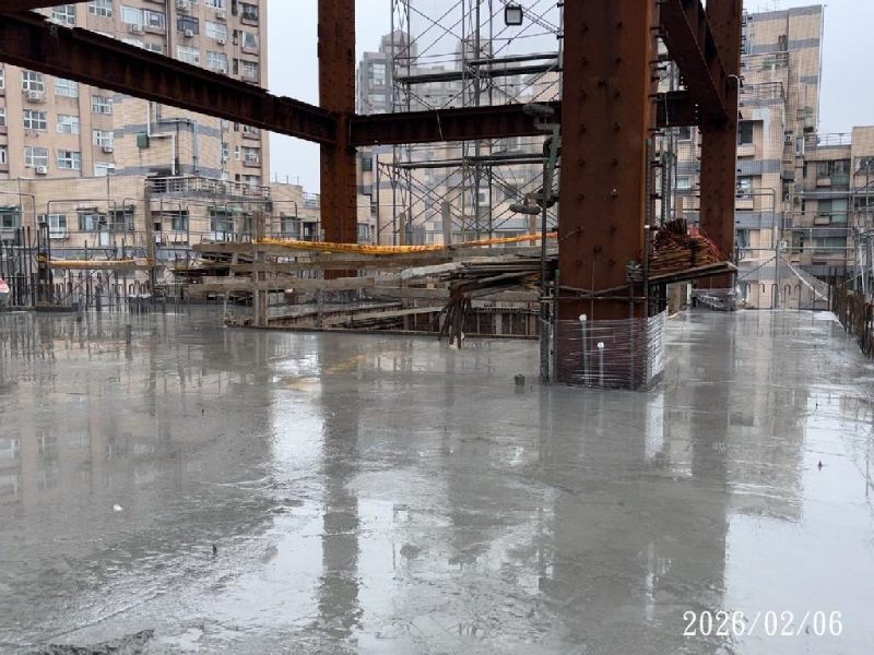 結構層9FL混凝土澆置 結構層9FL混凝土澆置