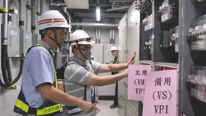 System switching operations are conducted in the communications signal room 