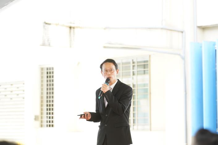 A briefing by 2nd DPO  Director Liu 