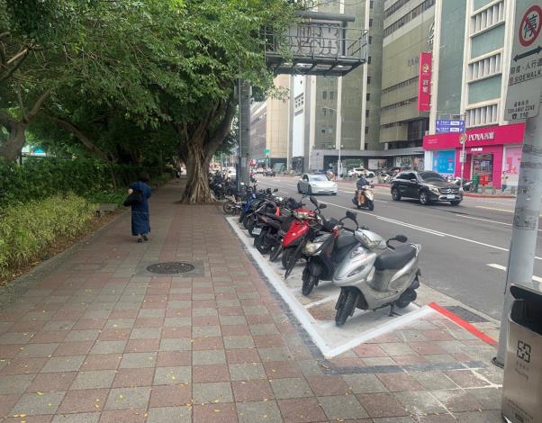 機退(八德路三段)