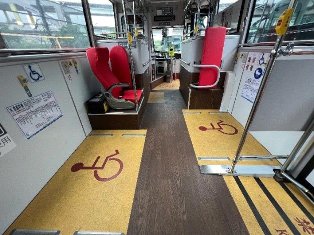 1-3 Wheelchair spaces on a low-floor bus