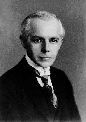 1905 年前後，巴爾托克（Béla Bartók）走入農村採集民謠，採集整理後的音樂後來成為了他的創作靈感。圖／Alamy 圖片庫