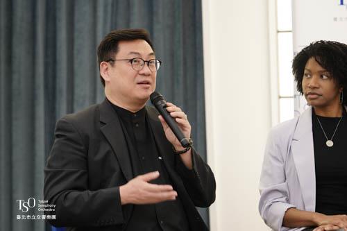 台北愛樂文教基金會音樂總監古育仲