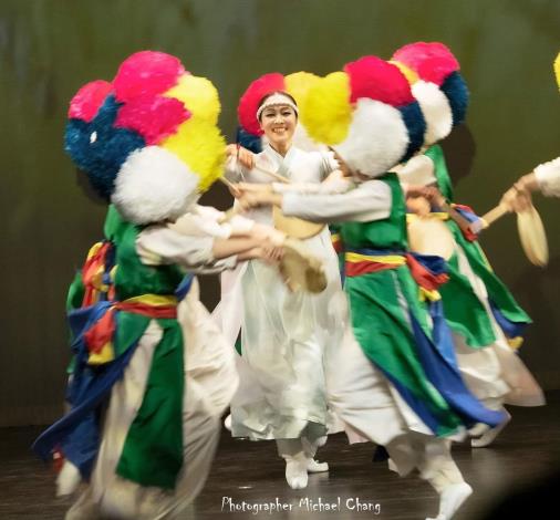 附圖三、韓國釜山SHIN Dance Company暨釜山國際舞蹈節執行總監辛恩珠作品Gut –Bara＿2026DNA提供