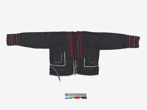 圖4_撒奇萊雅族衣飾pakitupen上衣（2之2）。（臺北市立文獻館提供）