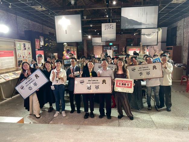 歌唱比賽大合照