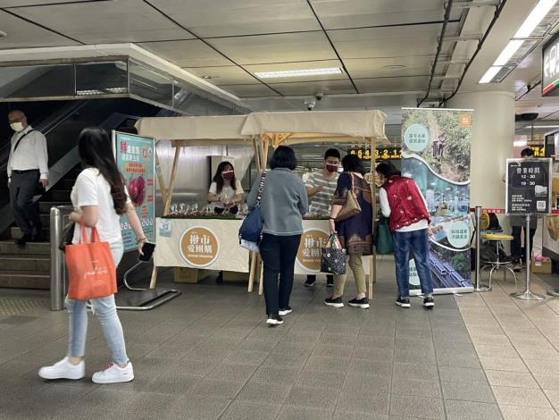 生鮮水果線上訂車站取獲好評3