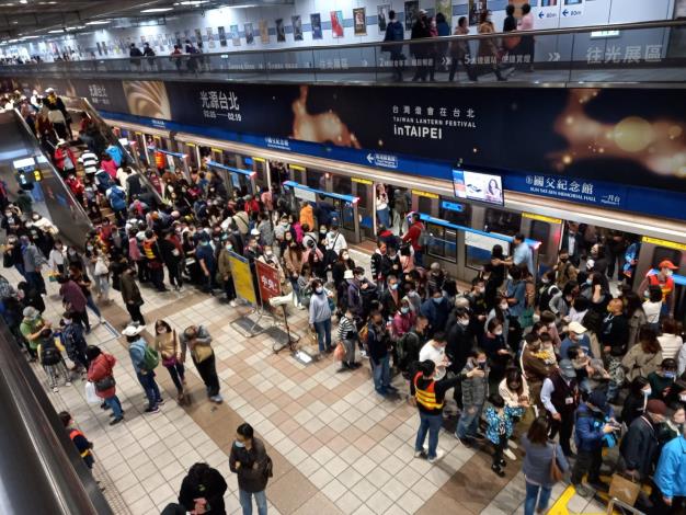 交通部觀光局肯定北捷燈會疏運(5)