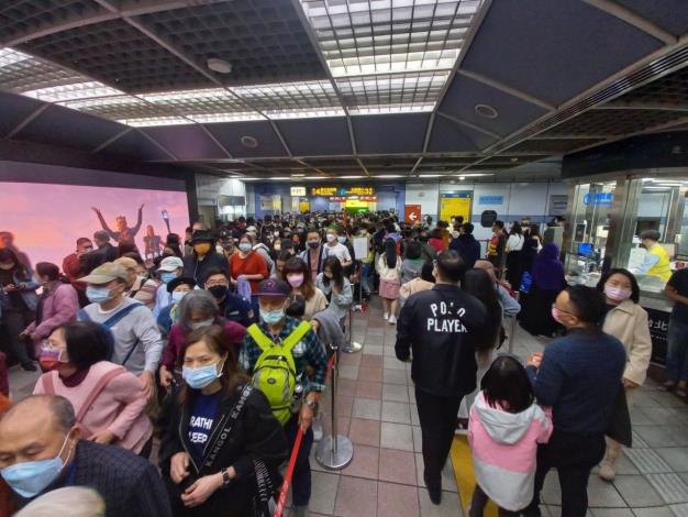 交通部觀光局肯定北捷燈會疏運(8)