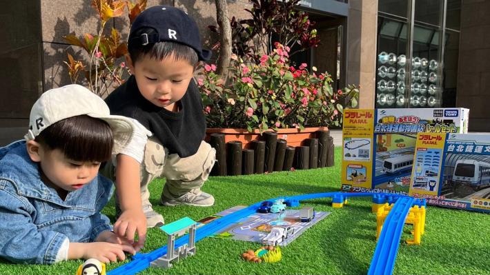 「臺北捷運動物園站遊戲組」，讓小孩發揮想像力及創意