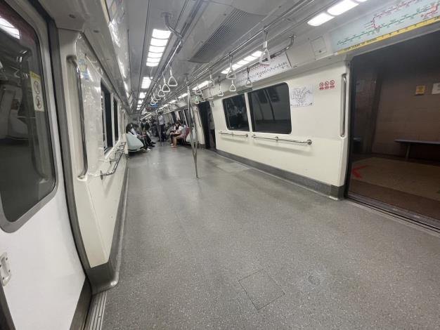 7新加坡地鐵車廂照片