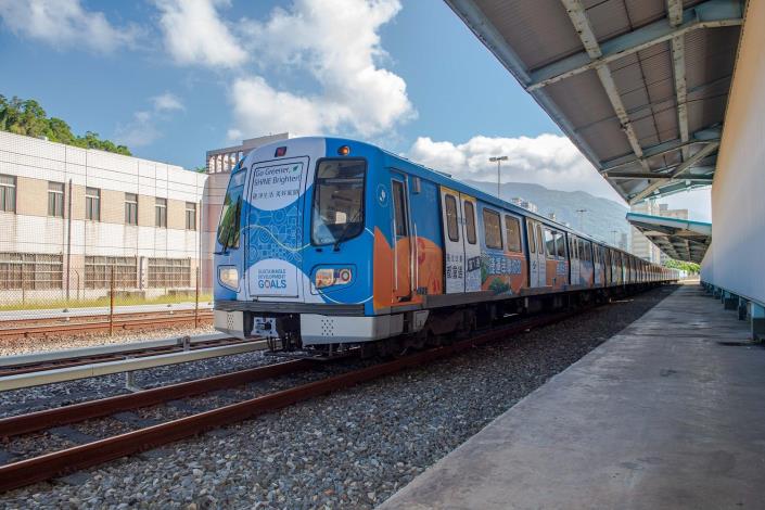 11.捷淨生活．淡信線ESG彩繪列車