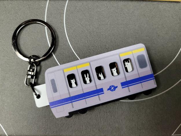木質捷運列車造型鑰匙扣