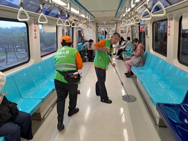 動員相關車站清潔人員上車處理(1)