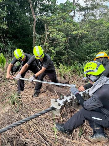貓空纜車纜索裁剪作業2