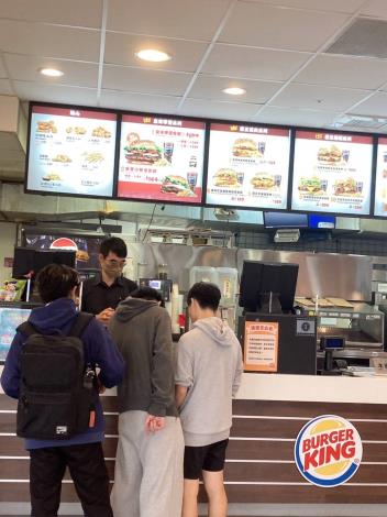 兒童新樂園美食街「漢堡王」