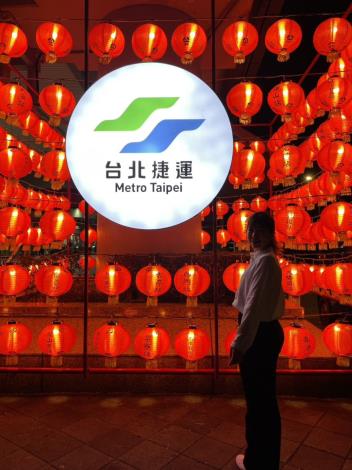 北捷圓山站燈籠牆(5)
