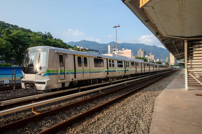 北捷首列CR381A新電聯車02