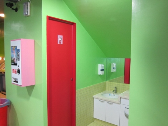 饒河街夜市友善廁所