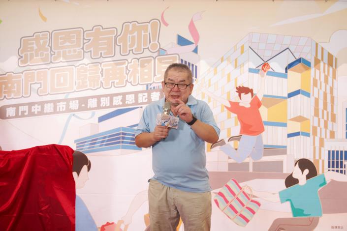 南門市場自治會長王銓國表示，當初承諾一定會帶領攤商回到新市場