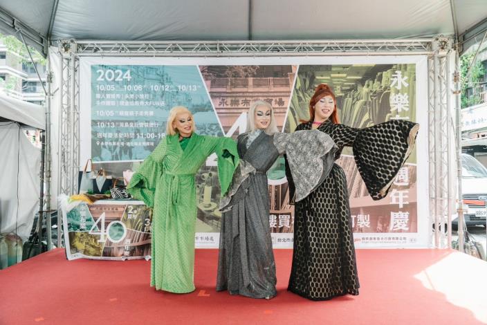 本土變裝皇后品牌「灣島皇后」熱鬧開場宣傳2樓買布3樓訂製