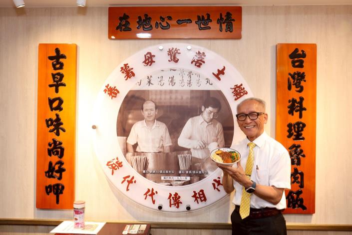 鬍鬚張團隊從寧夏夜市發跡，引領美食愛好者來到寧夏夜市