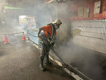 華榮街臨時攤販集中場清消照片