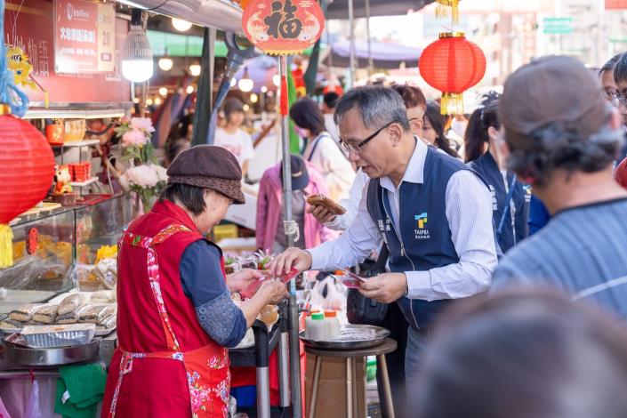 張溫德副市長發送「馬上有錢 喵」給現場民眾3